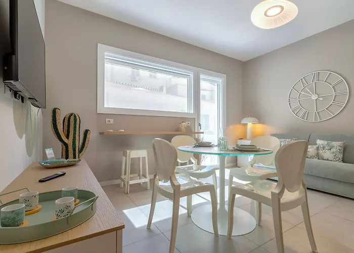 Luxury Sofia Альгеро